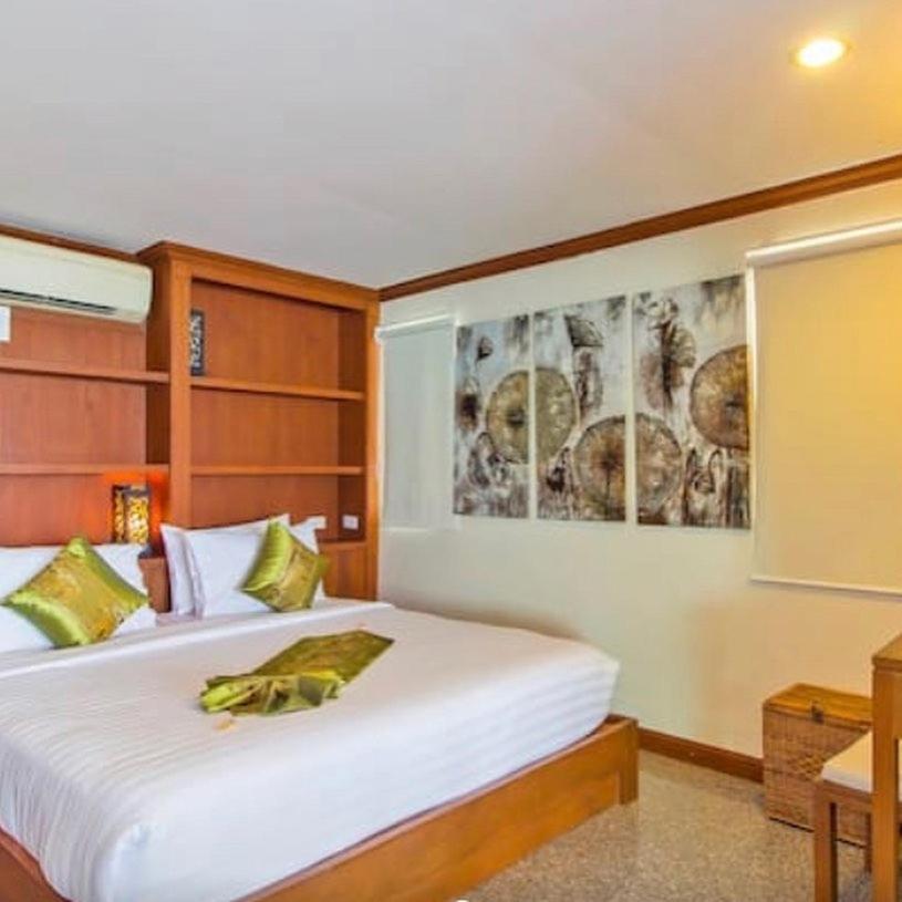 Goodwill Beach House Patong Extérieur photo